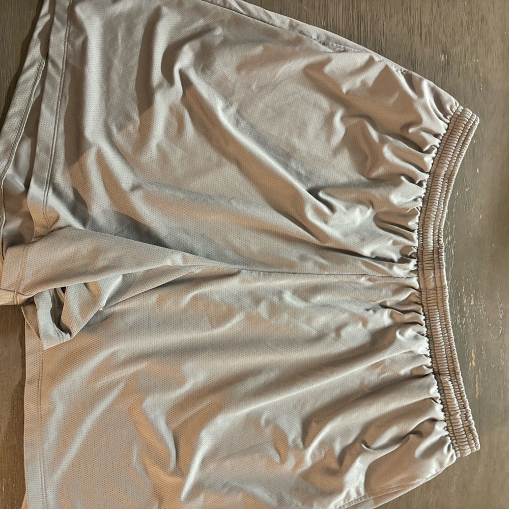 SKIMS Light Gray Athletic Men Shorts
